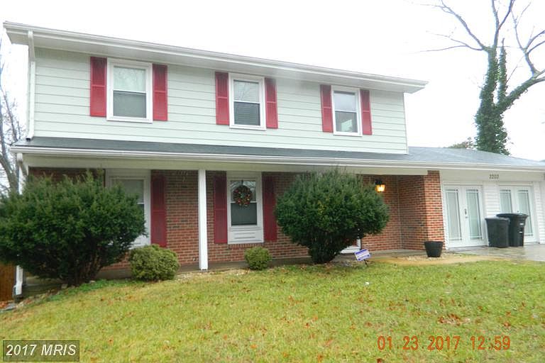 2nd image of 2203 Owens Rd