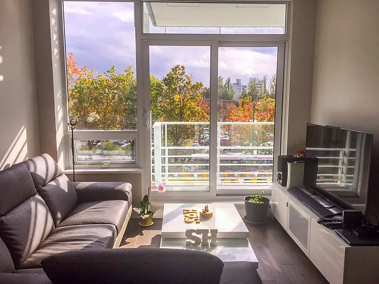 655 W 41st Ave #303 — Photo 6