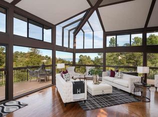 35 W Avondale Rd, Hillsborough, CA 94010