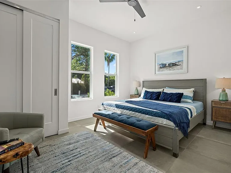 2375 Waldemere St — Photo 27