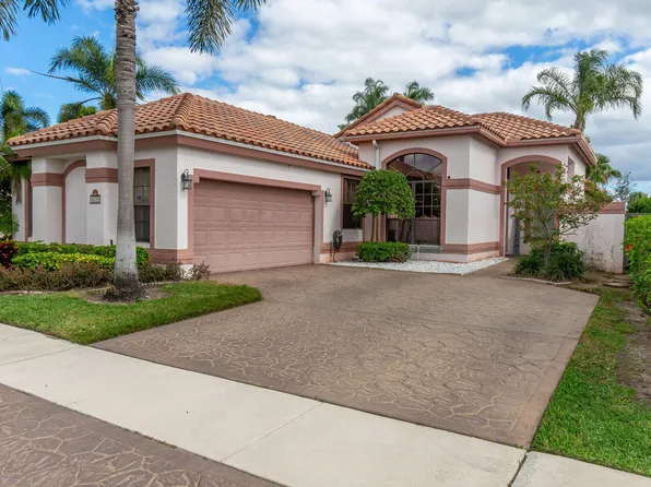 10122 Lexington Circle N, Boynton Beach, FL 33436