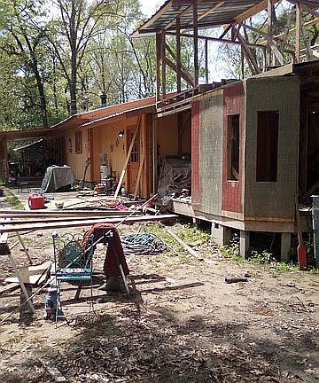 4th image of 221 Oakwood Dr