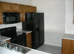 2nd image of 5508 Harbourwatch Way