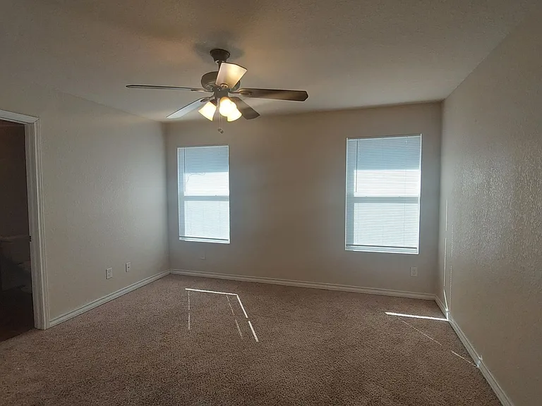 4916 Appleseed Ct — Photo 16