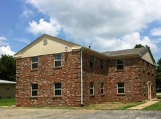 31 S 27th St APT A, Belleville, IL