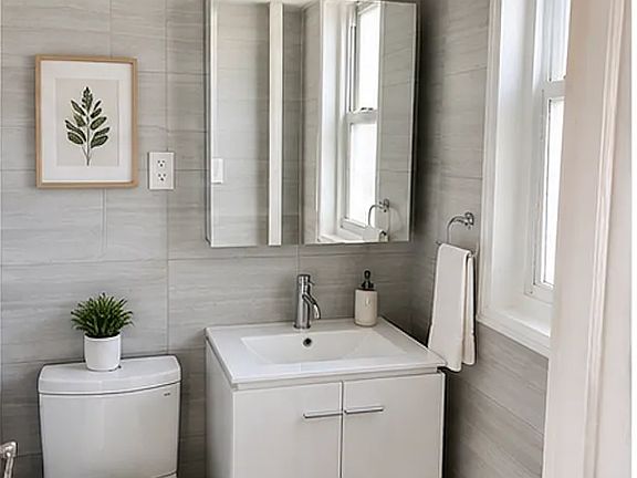 5th image of 2978 Ocean Ave #18D