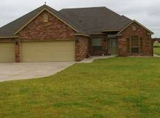 1664 N Country Club Rd, Newcastle, OK 73065