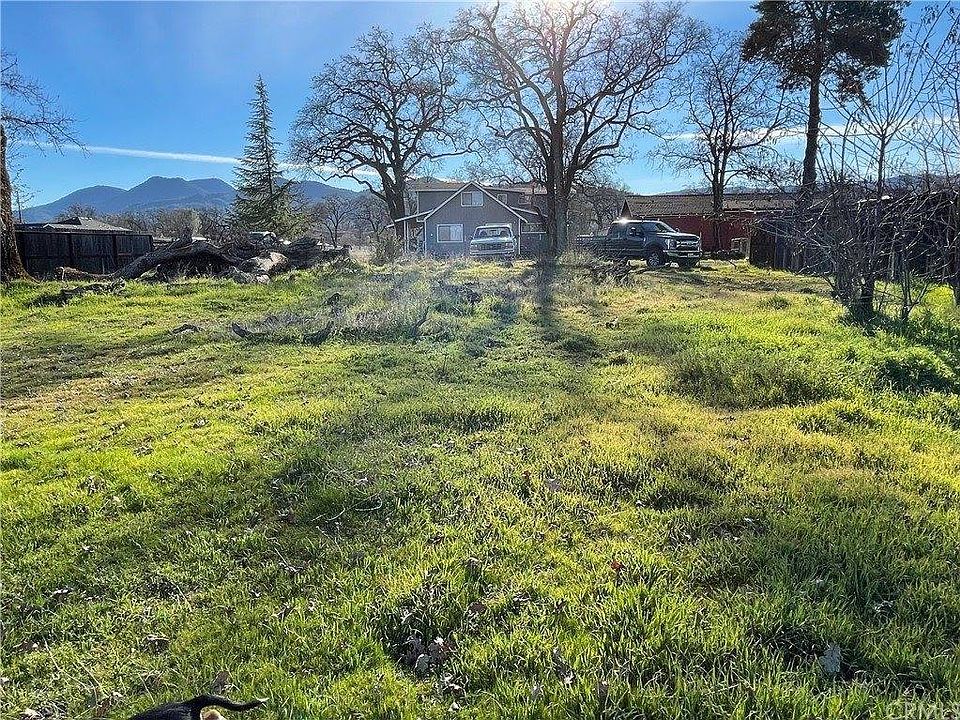 1st image of 15379 Stonefield Ct