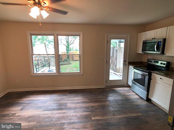 4th image of 1456 Harford Square Dr