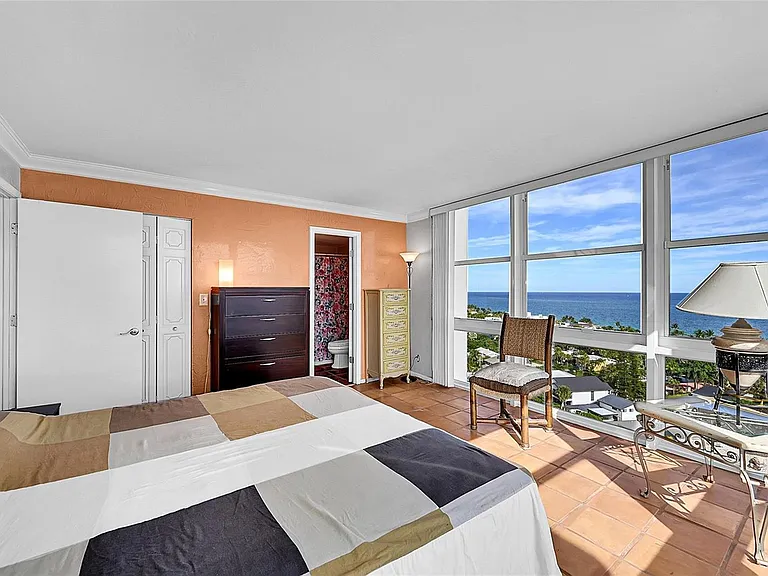 2841 N Ocean Blvd #1801 — Photo 17