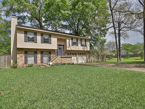 3rd image of 3227 Brookgreen Dr