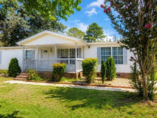 3513 Sandpiper Rd, Fayetteville, NC 28312