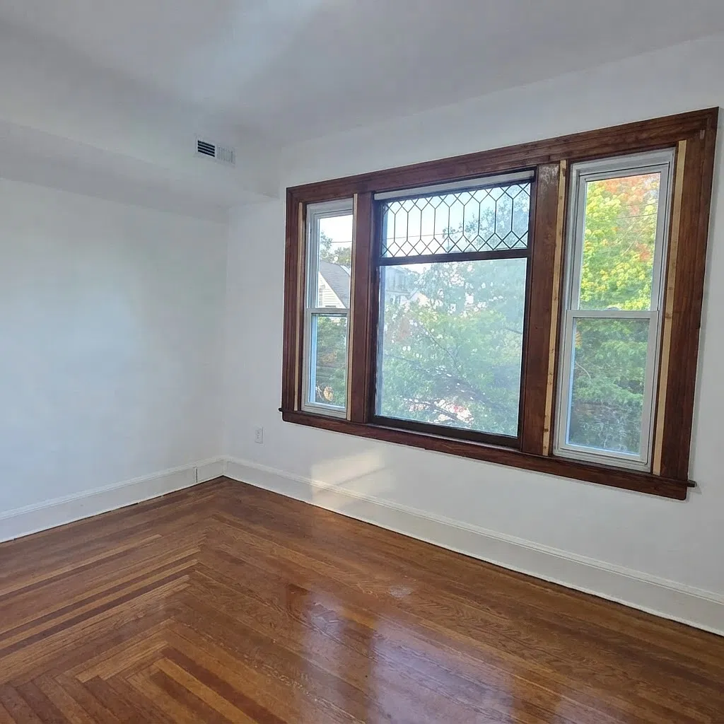 3 bed, 1278 sqft, $2,000 — Photo 4
