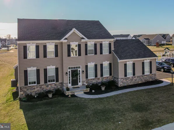 521 Buck Tavern Dr, Middletown, DE 19709