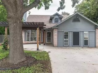 2204 Clover Ln, Cedar Park, TX 78613