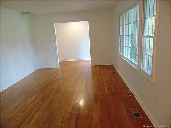 2nd image of 101 Brook Haven Dr