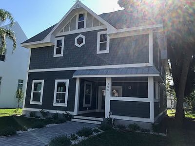 1st image of 156 13th Ave NE