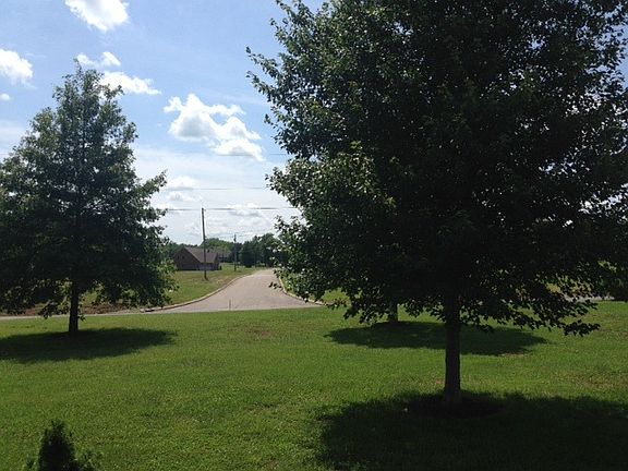 3rd image of 3614 Petty Ln