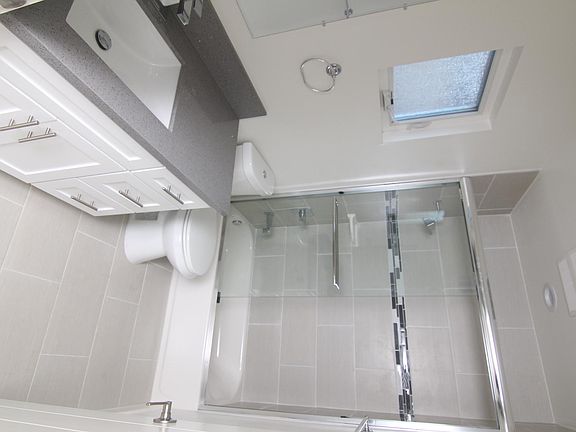 4th image of 5313 Riverton Ave #5311