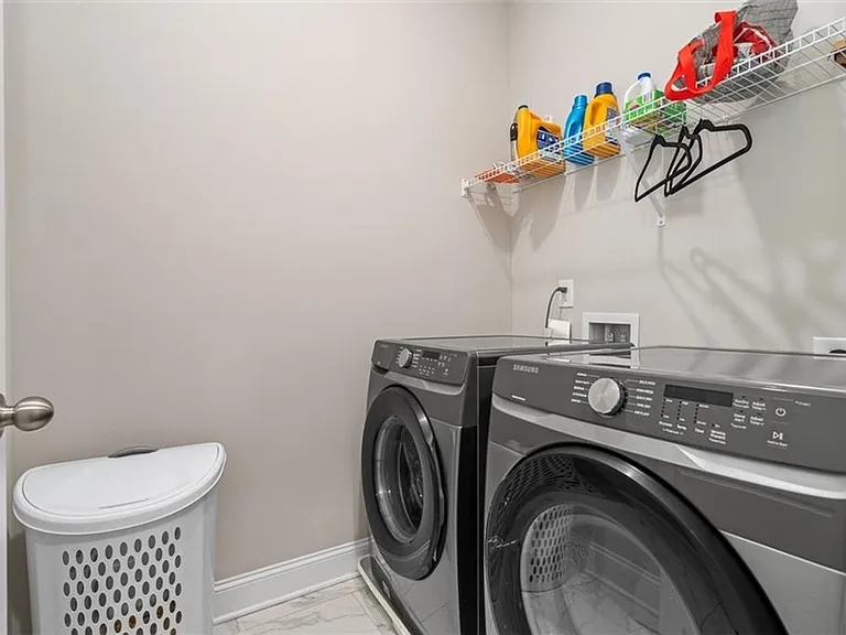 2641 Blackburn Ct — Photo 24