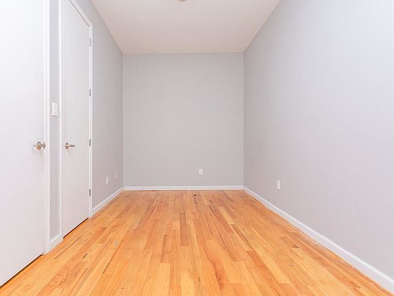 4th image of 353 Grove St #2J
