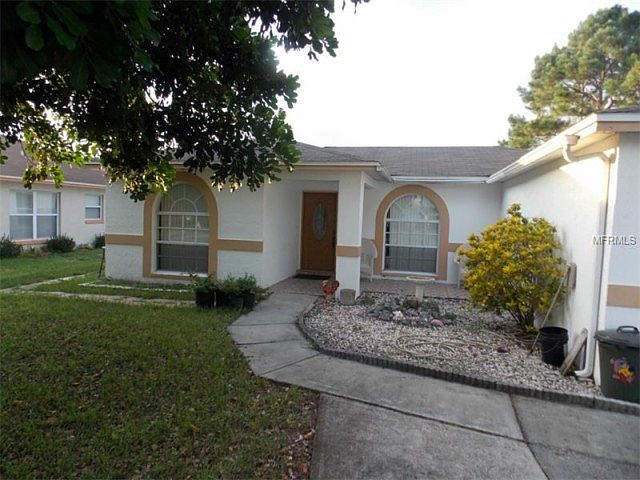 1st image of 342 Lake Daisy Cir