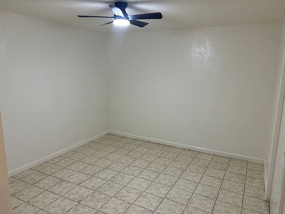 4th image of 1011 Almond Ave