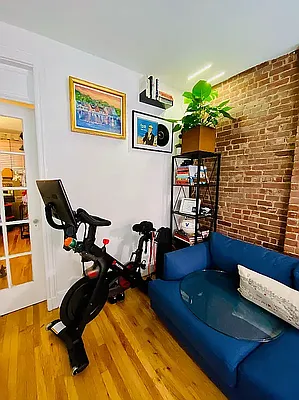 Rented by LJ Sloane Management | media 9