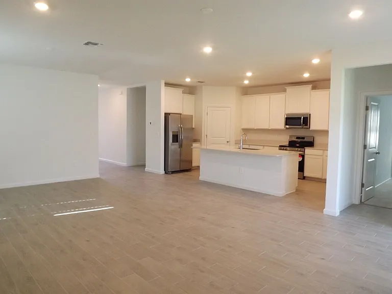 6615 SW 89th Ln — Photo 4