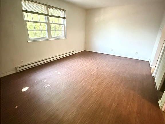 3rd image of 18 N 44th St #9