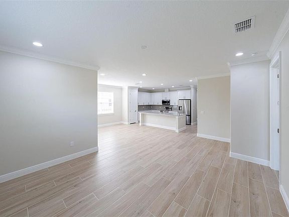 4th image of 8412 SE 160th Pl