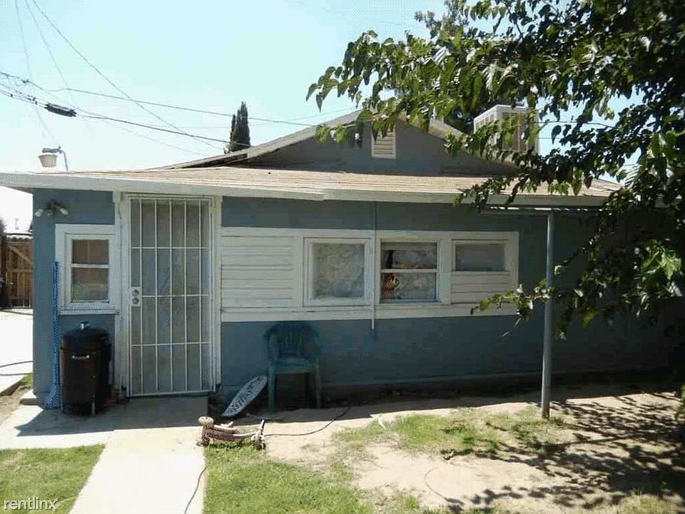2nd image of 503 1/2 33rd St