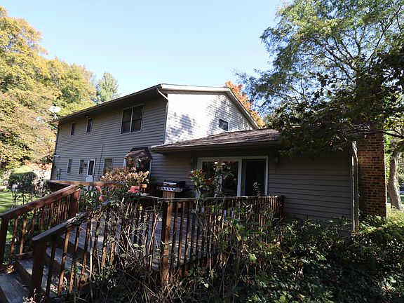 4th image of 904 Beechwood Dr