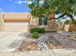 8927 Desert Fox Way NE, Albuquerque, NM 87122