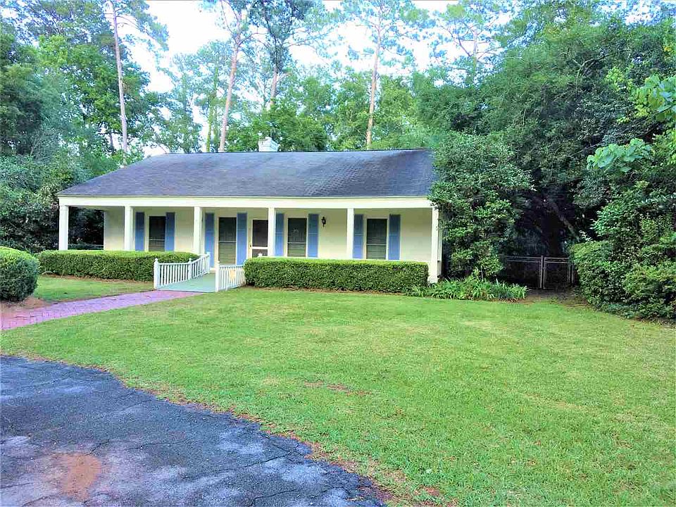 1st image of 2015 E Randolph Cir