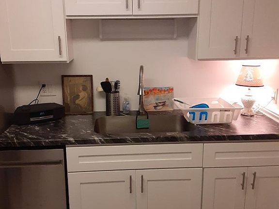 4th image of 221 Lima Ave