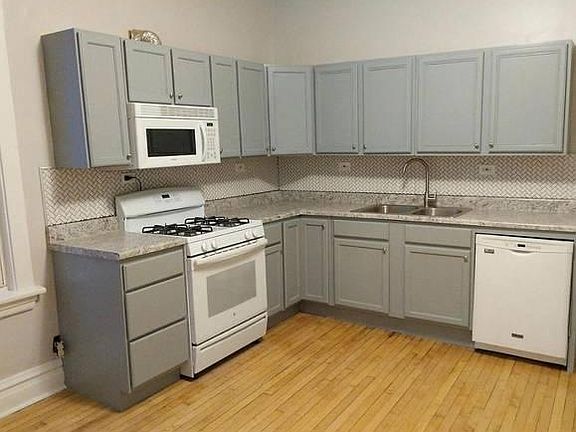 4th image of 10927 200th St