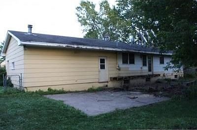 3rd image of 7109 Zane Ave N