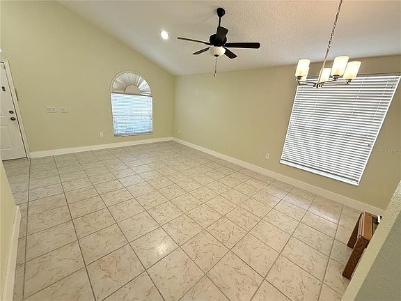4th image of 4207 Andover Cay Blvd