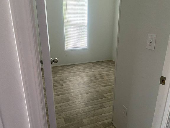 5th image of 1320 Hand Ave #44