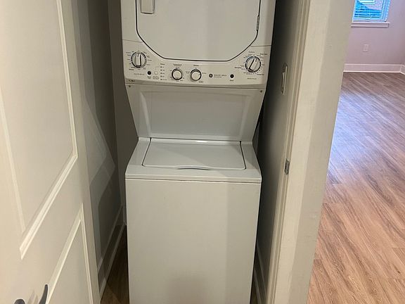 In-Unit Washer/Dryer
