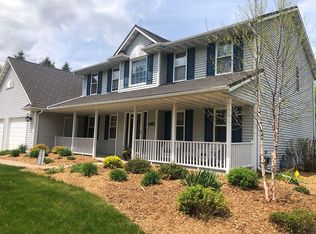 3194 Renaissance Ln, Green Bay, WI 54313