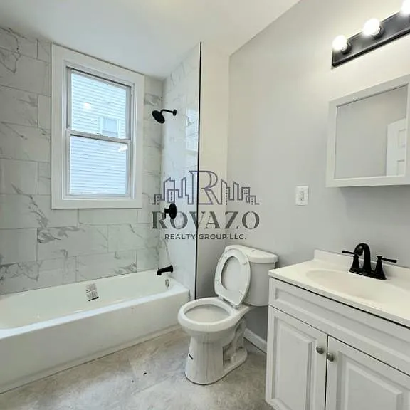 29 Baldwin Ave #2 — Photo 3
