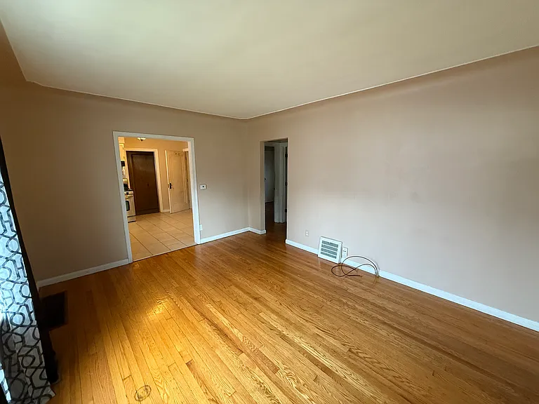 22538 Raven Ave — Photo 6