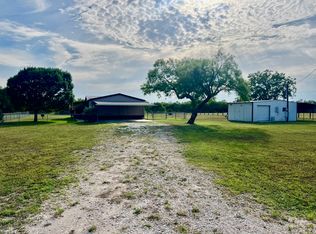 6032 Sundance Cir, Mathis, TX 78368