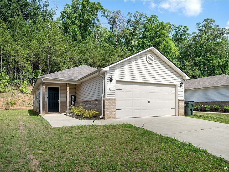1st image of 5621 Barretts Trace Ln
