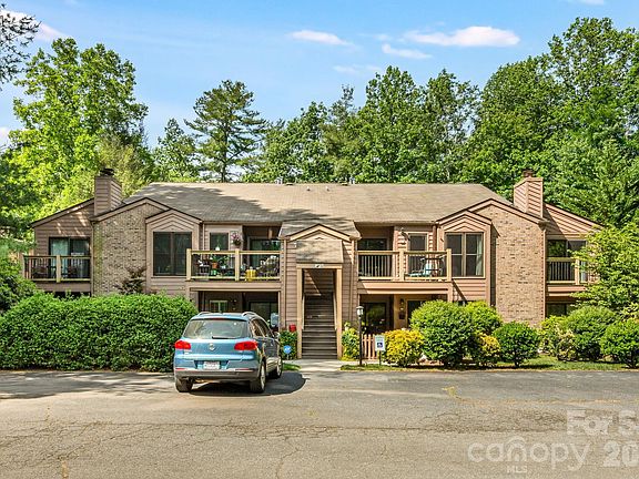 2nd image of 60 Ravencroft Ln