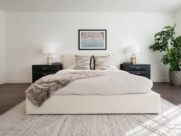 425 N Palm Dr #301, Beverly Hills, CA 90210