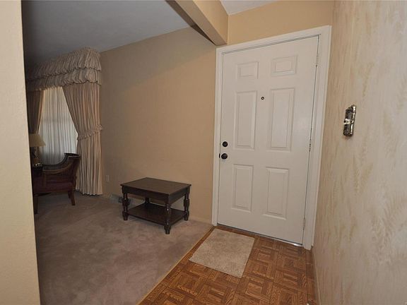 3rd image of 3252 Willow Ave