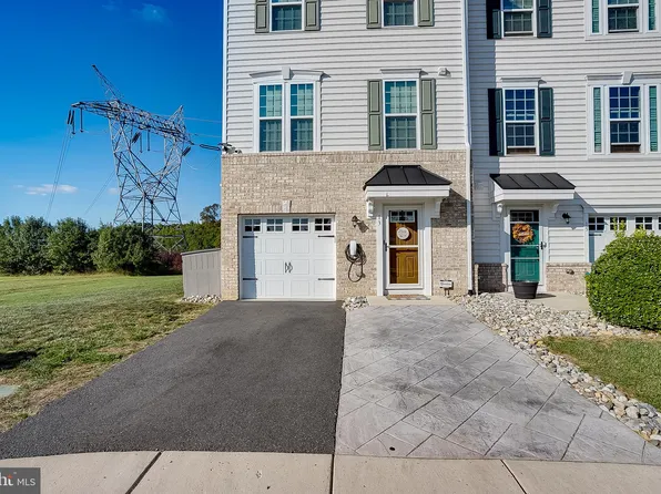 13 Ella Ln, Eastampton, NJ 08060